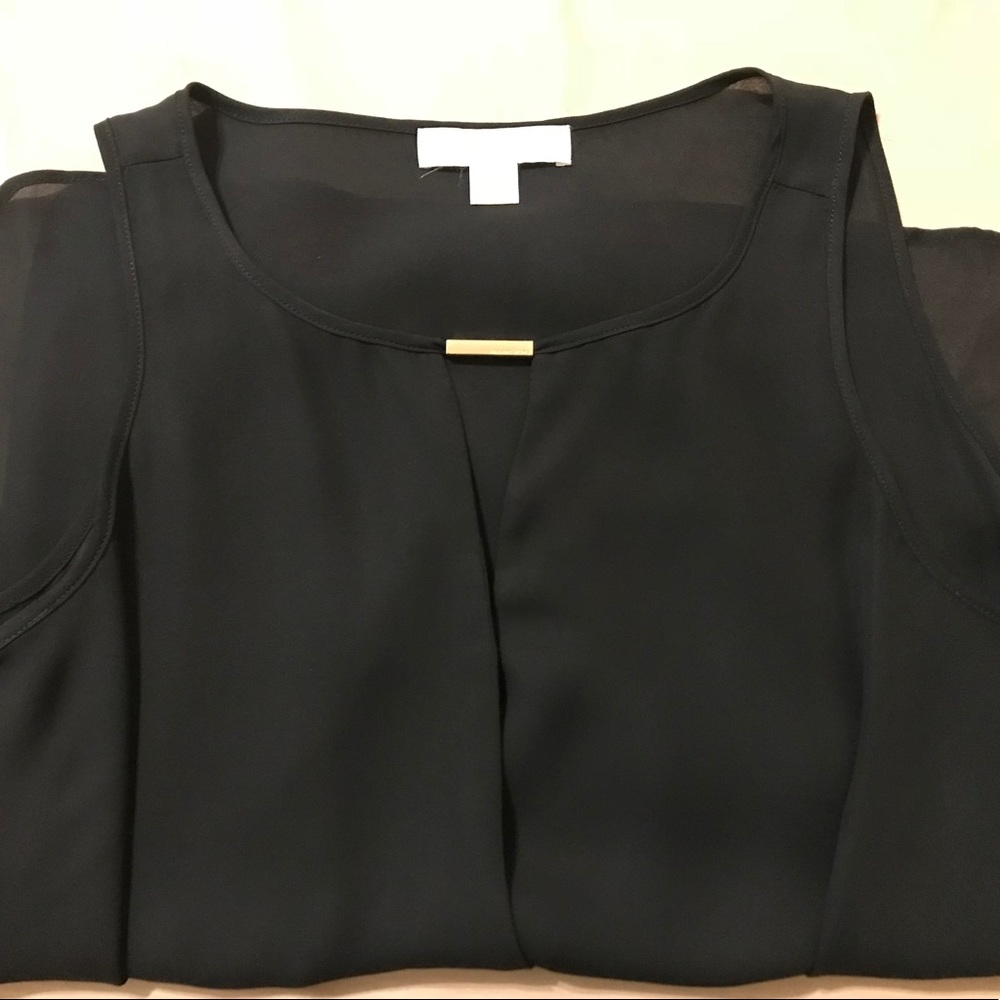 Black sleeveless top